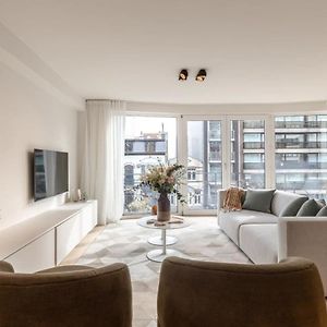 Huswell - Delux Renovated Apartment In The Heart Of Knokke